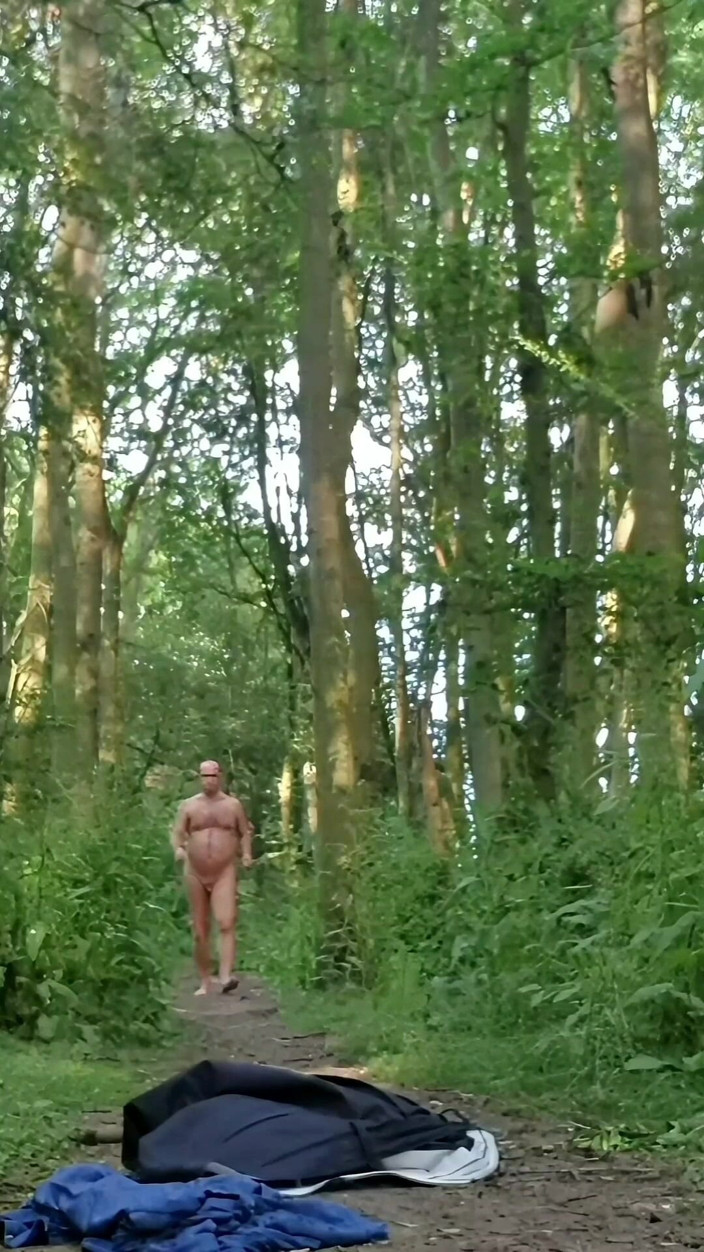 MaleModel: Fully Naked Walk in a Forest