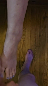 First Footjob Cumshot Ever for This 68 Year Old PAWG GILF