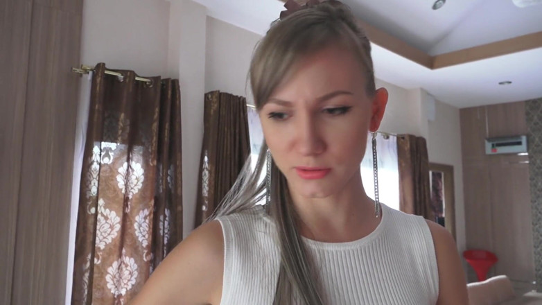 Angel The Dreamgirl: Stepmommie's sweet pussy