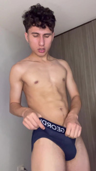 Damn, What a Sexy Guy.