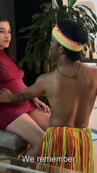 Saya Memberikan Adik tiri Panas Saya Persembahan Hawaiian Yang Sangat Seksi, Dia Menjadi Miang Dan Saya Akhirnya Melekat Zakar Bagus Saya Dalam Pantat Besarnya