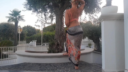 Selena701: 赛琳娜每日性爱游戏的户外部分