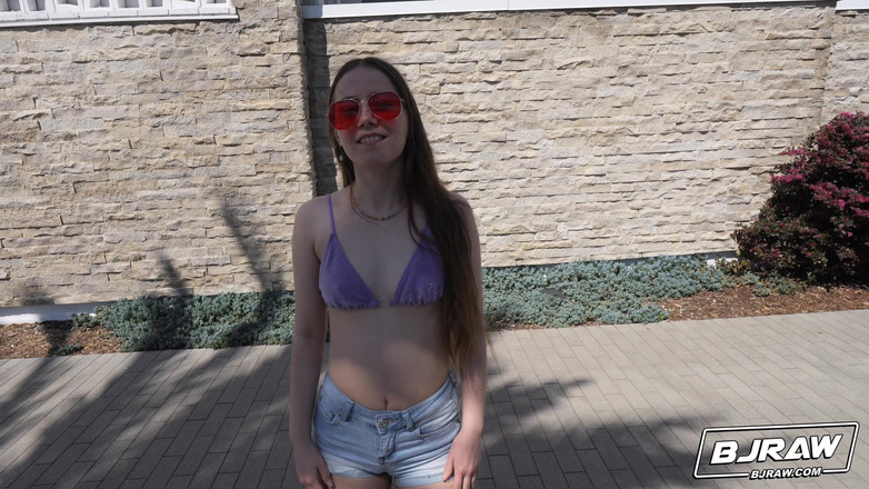 BJ Raw: Meliputi muka Sia dengan pancutan mani