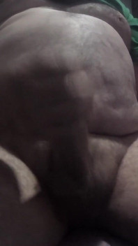 Handsome Mature Chubby with Big Fat Cock Masturbating Until I Cum a Lot in the Foreground for You Comments