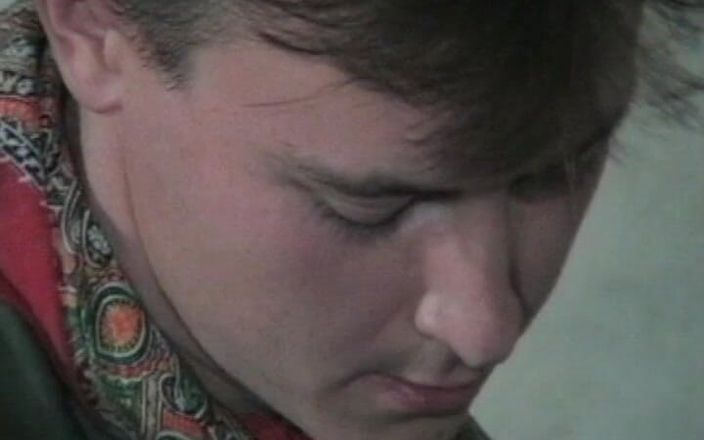 Gay 90's Vintage Porn: Des morceaux audacieux dans la danse charnelle n ° 8