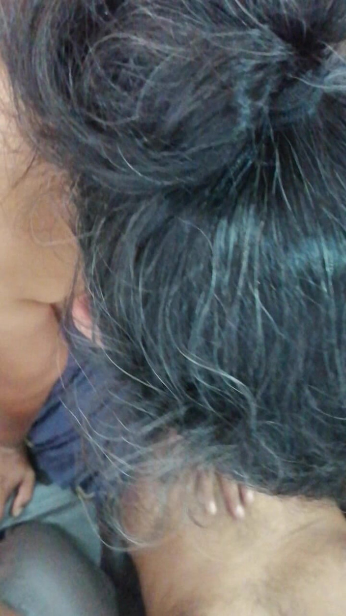 Tina Baby: Desi předehra líbání