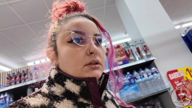 All You Can Fetish: Plump Chick Burps at the Supermarket Embarrassing Public Display