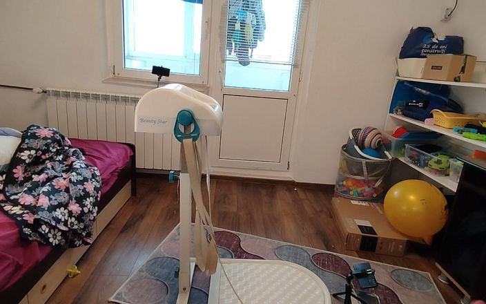 Amateur_MS: Esposa amadora se massageia com vibrador. Latina buceta peluda, peitões,...
