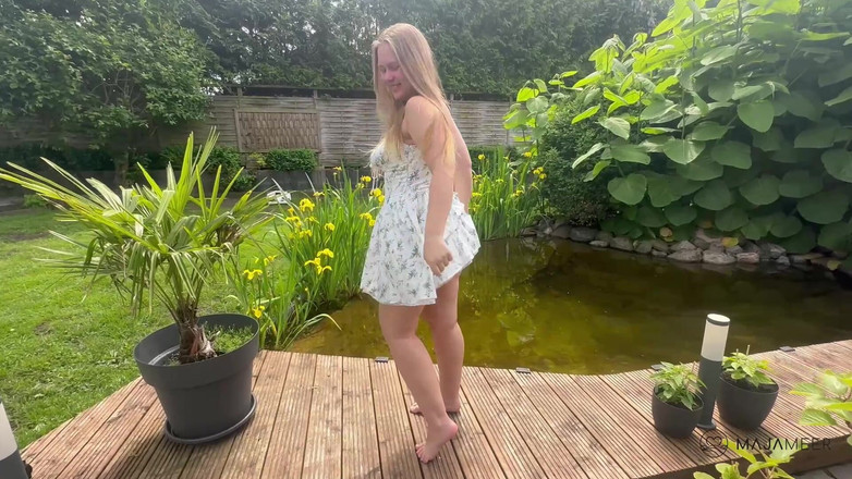 Maja Meer: Summer Dress up - and in