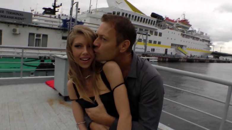 Rocco Siffredi porn: สาวสวยโดนเย็ดและใช้ของเล่นรูตูดแน่นๆ