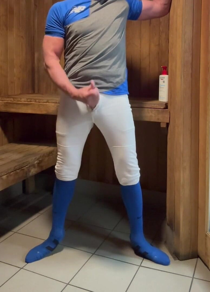 JockDad87: Jockdadd87 के साथ सौना में अल्फा मस्ती भाग 6