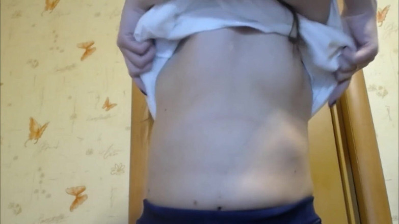 Sexy kinky: Tânără studentă te tachinează cu corpul