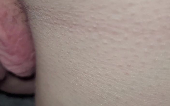 On cloud sixty nine: Gravid fru röv och fitta