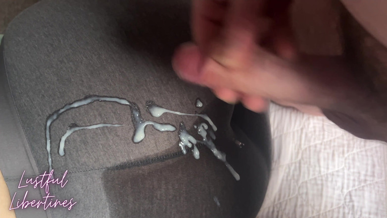 Lustful Libertines: Legging Gris Mojado