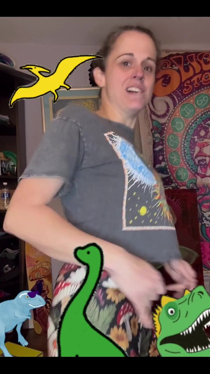 Suzy Wylde: Ми діно танцюємо!