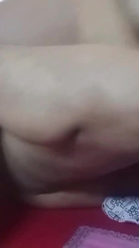 Indická sexy vesnická holka dostane uspokojení šukáním svého přítele