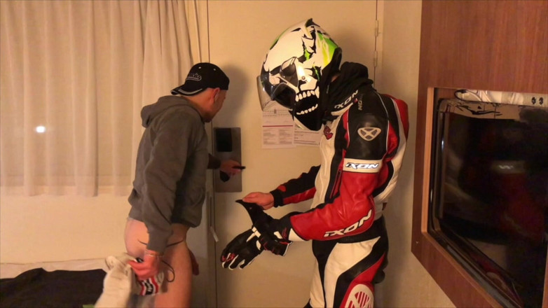 The fuckers raw studio: 2435 Straight at the Hotel B Motorbiker in Leather Outfits