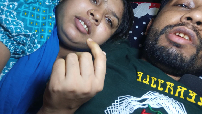 Desi Video BD: हॉट पत्नी पति बेडरूम पूरी रात मजा लेते हुए।