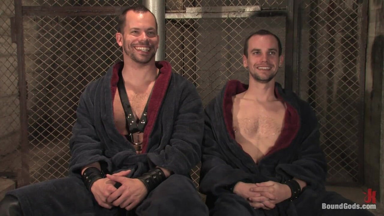 KINK men: Kaçak köle