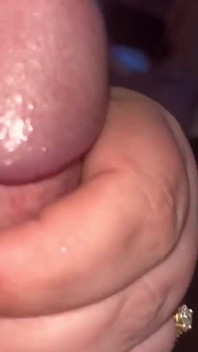 Amateur-ehefrau blowjob und handjob