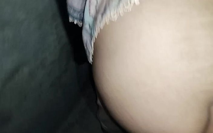 RedQueenRQ: 내 이웃의 여친은 너무 예쁘고 대물 자지를 원해