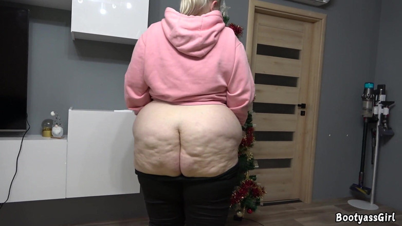 Bootyass Girl: 크리스마스 휴가 중 거대한 엉덩이 마누라의 아침 섹스