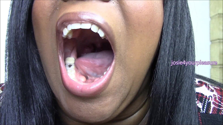 Josie4yourpleasure: Nahé rty ústa Play HD