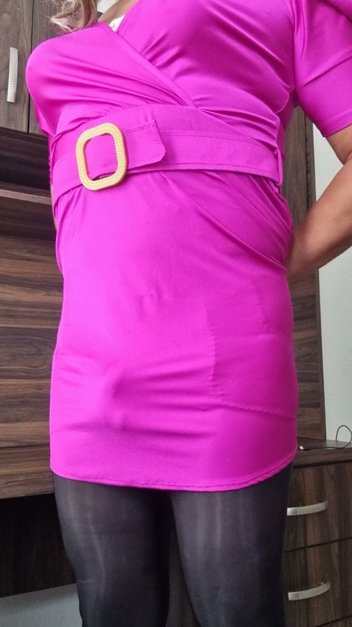 Sexy shinny clothes: Vestido rosa da moça sexy e safada