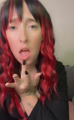 Fia Lennon: Volevo arrivare al limite. È così che è cominciata... Adoro farsi scopare!...