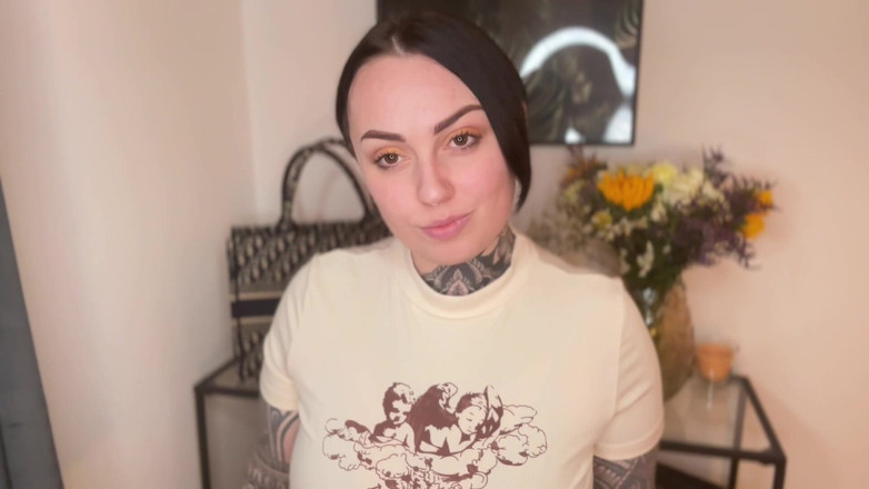 Miss Valentina: İtaatkar erkek arkadaşım tarafından aldatılan